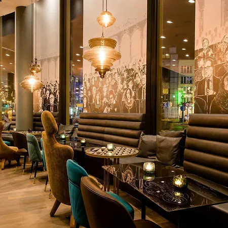 One Bonn-beethoven 3*