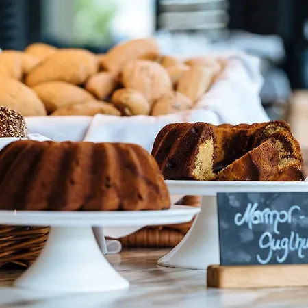 One Bonn-beethoven Bona