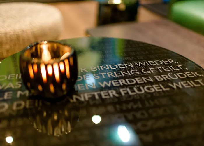 One Bonn-beethoven 3* Bonn