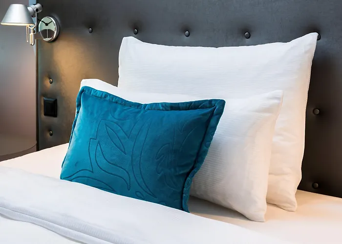 One Bonn-beethoven 3* Bonn