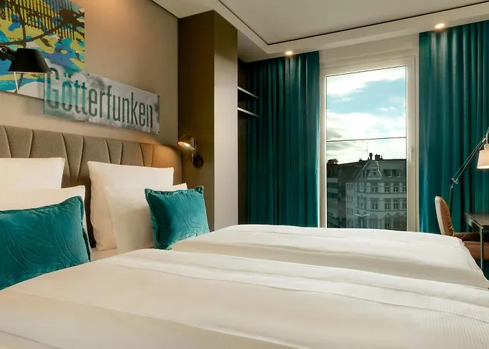 One Bonn-beethoven 3* Bonn